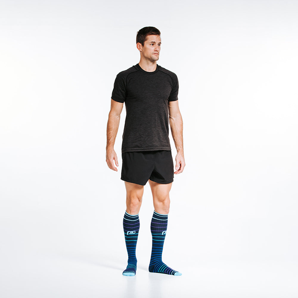 Pro Compression Marathon Socks, Navy Blue Lines