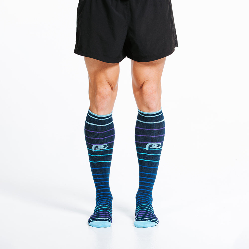 Pro Compression Marathon Socks, Navy Blue Lines