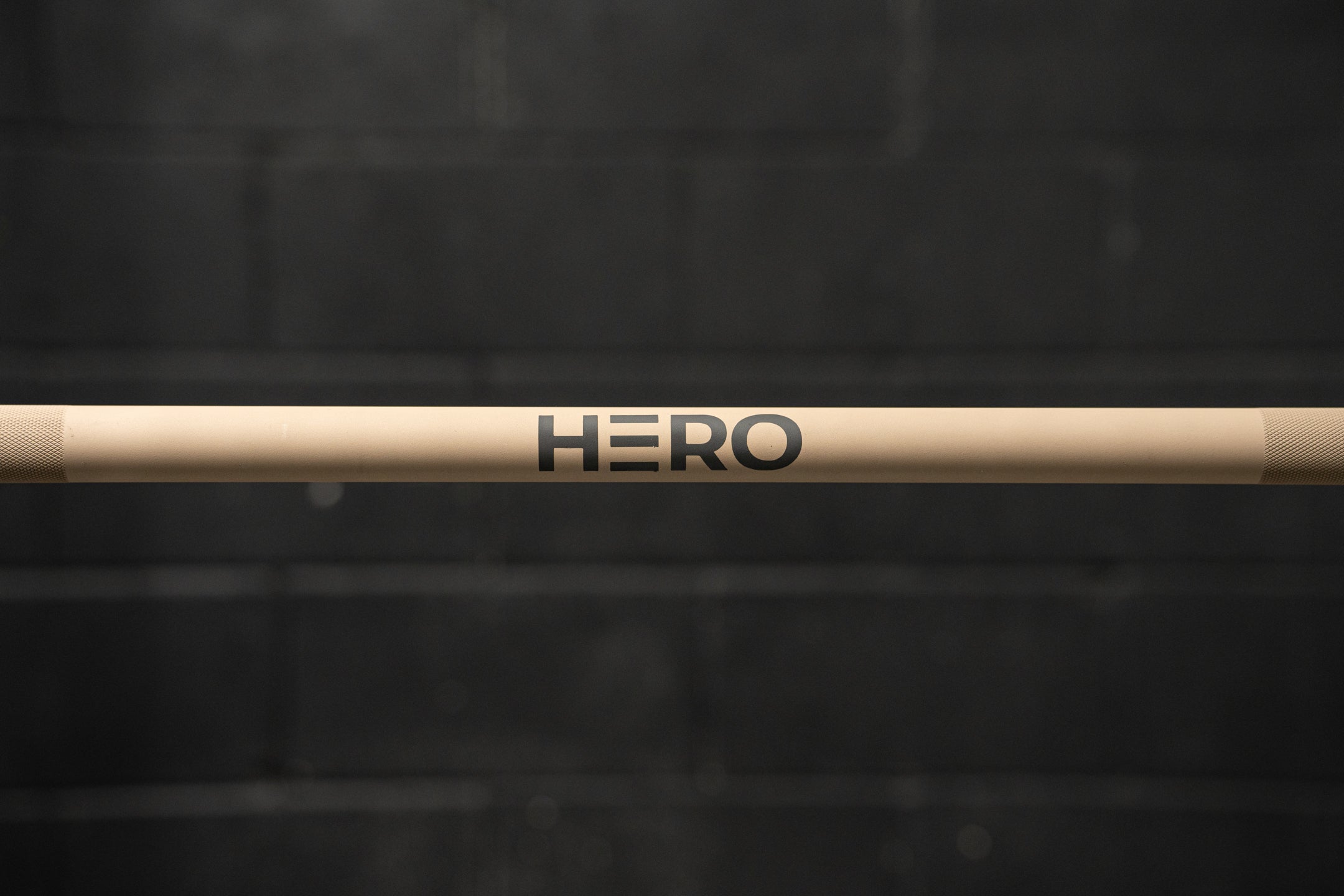 Hero 20kg Legend Bar - Predator Edition