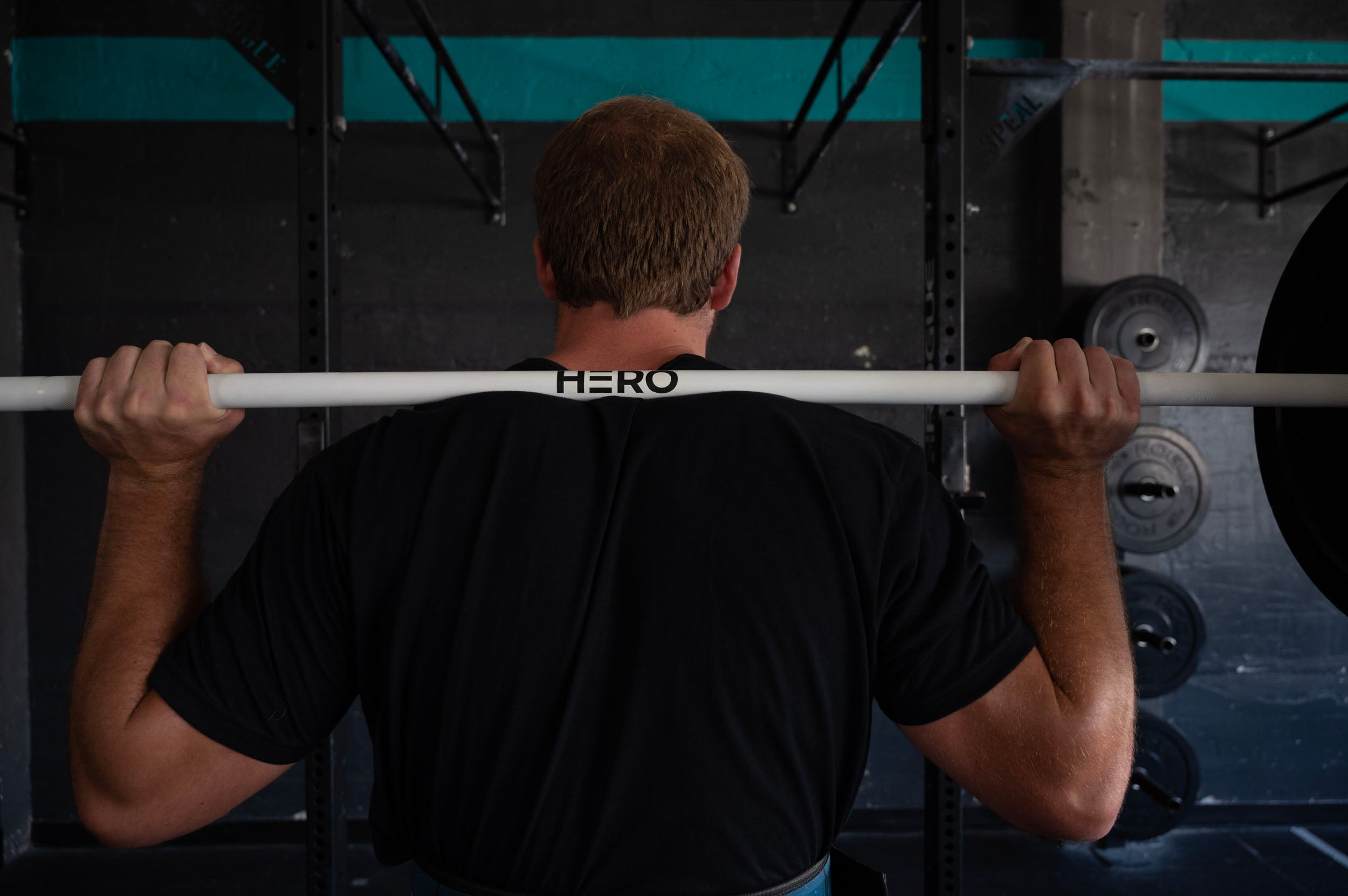 Hero 20kg Empire Bar - Stormtrooper White