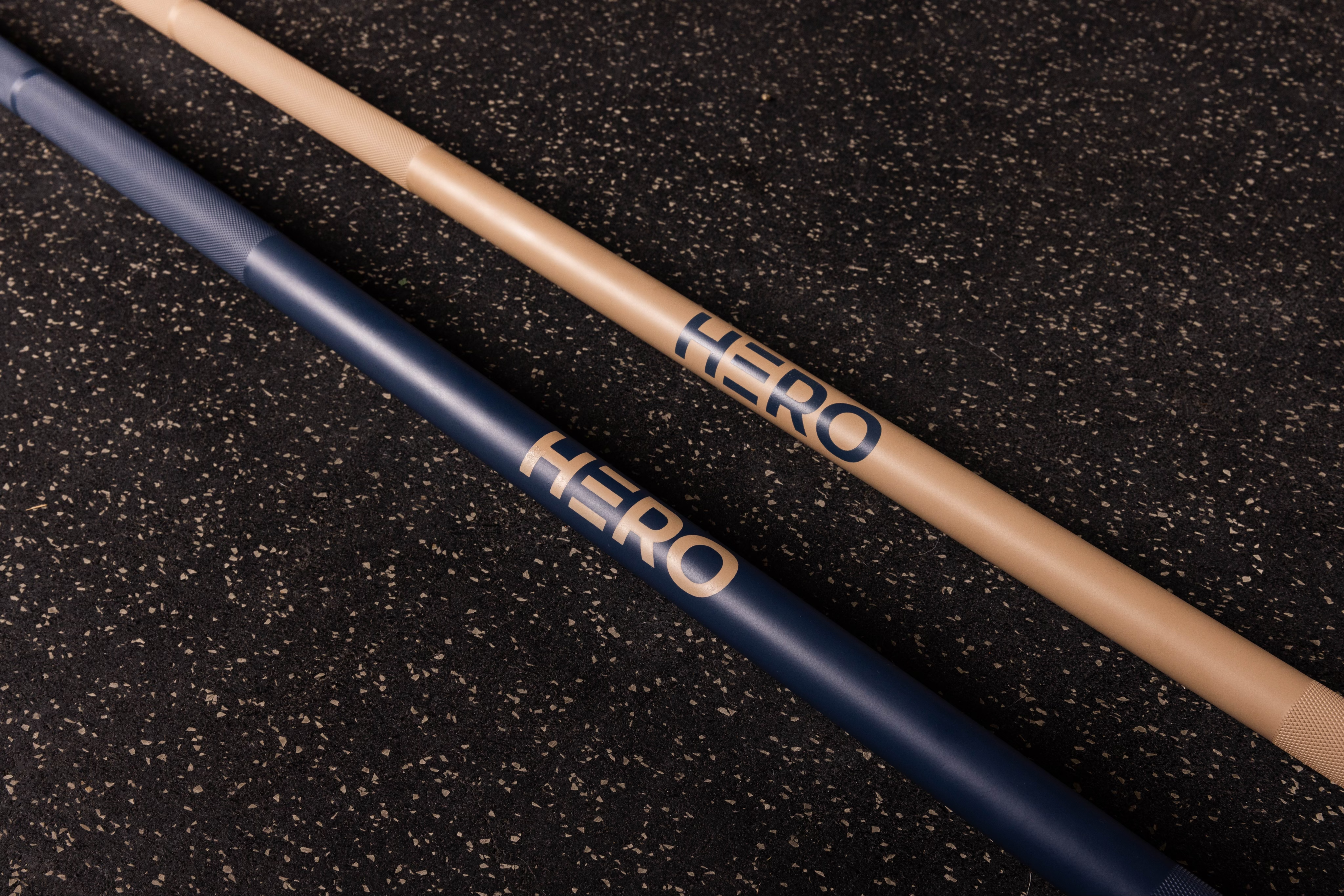 Hero 20kg Legend Bar - Go Navy Edition