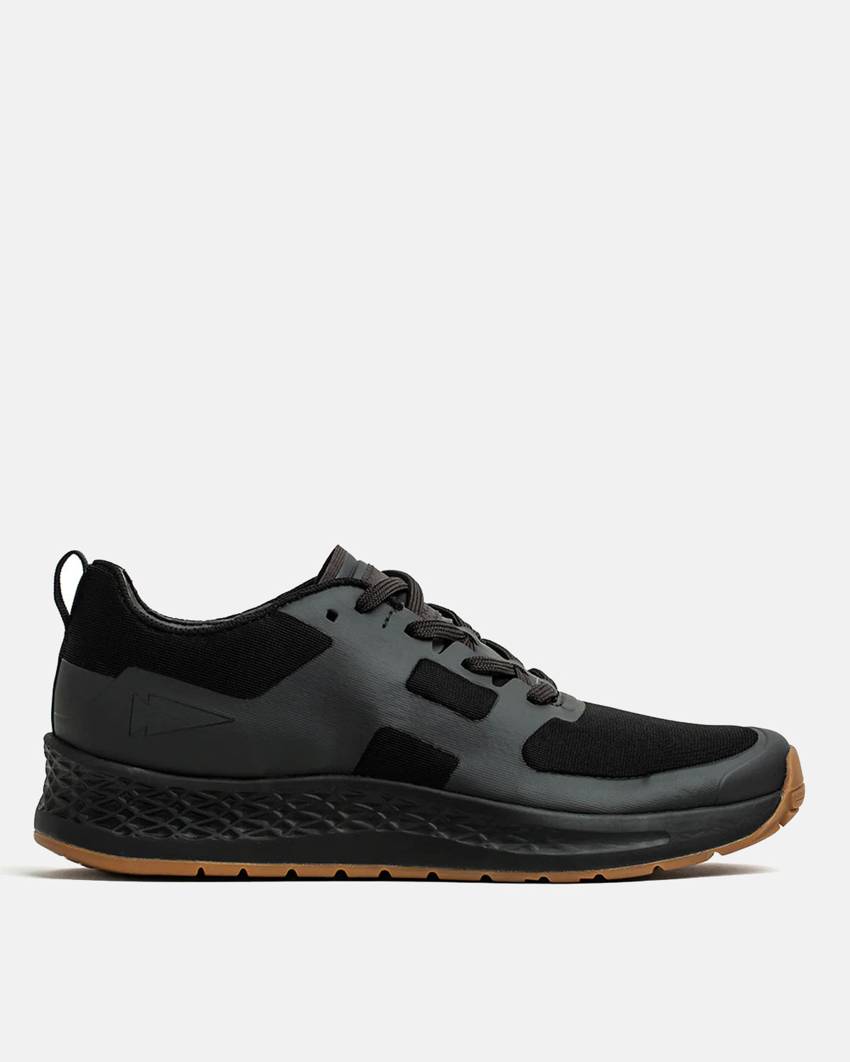 Rough Runners - Black + Gum