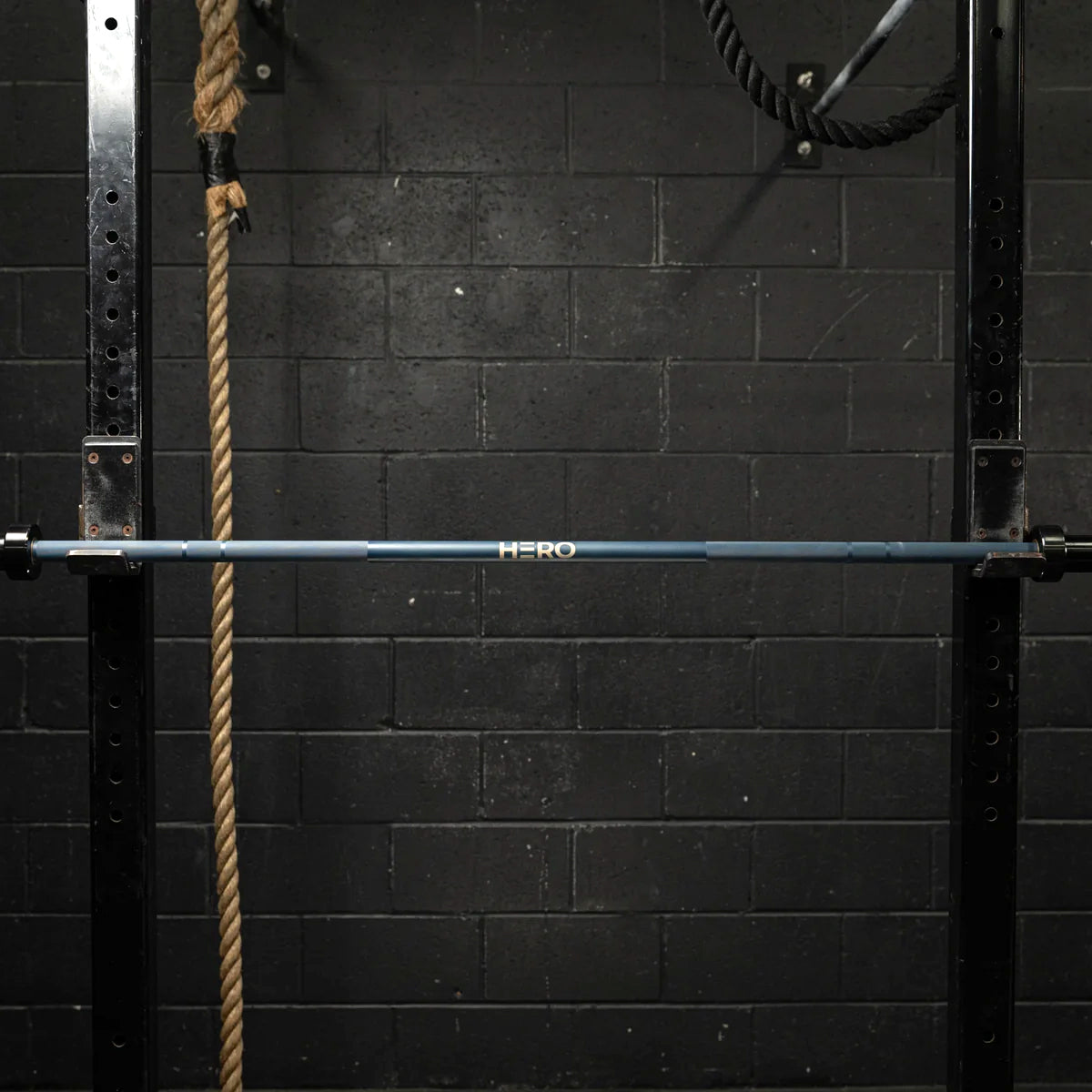 Hero 20kg Legend Bar - Go Navy Edition