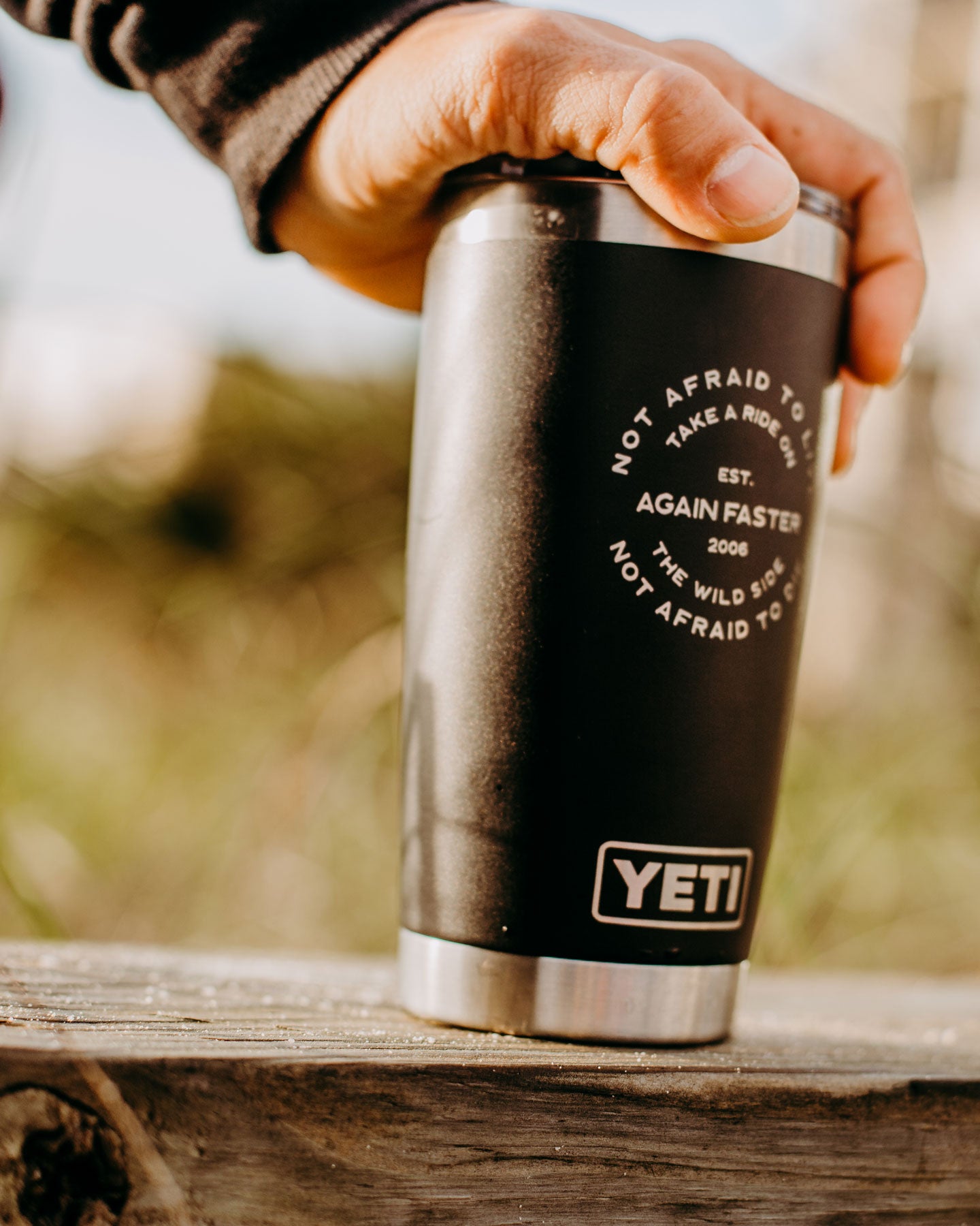 YETI Rambler 20 OZ TUMBLER